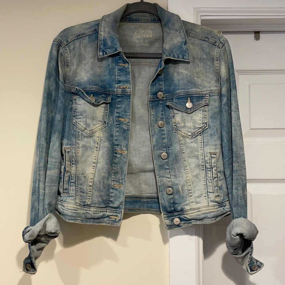 Zara distressed denim jean jacket